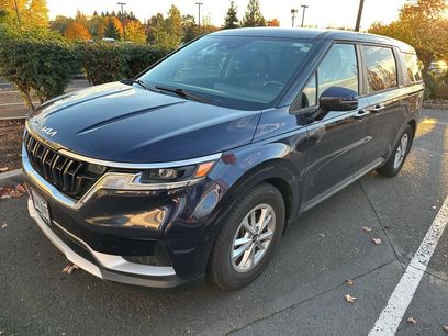 Used 2022 Kia Carnival LX