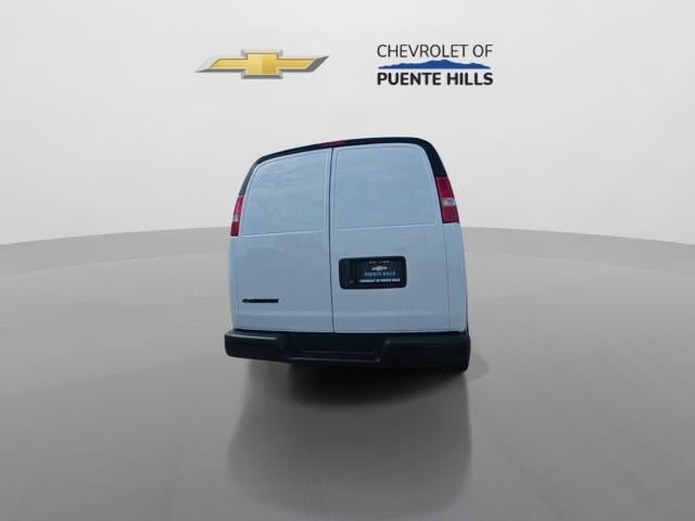 New 2026 Chevrolet Express 2500 Extended w/ Communications Package RWD image 7