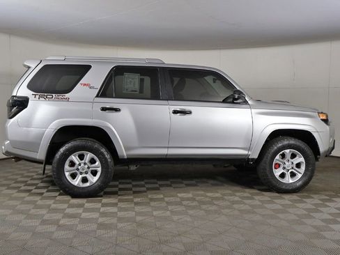 Used 2021 Toyota 4Runner TRD Off-Road AWD/4WD image 15
