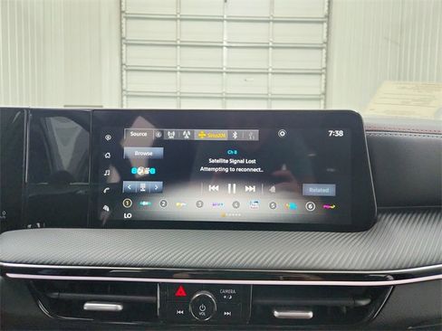 New 2025 Nissan Kicks SR image 25