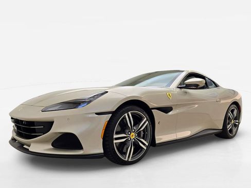 Used 2023 Ferrari Portofino M RWD image 43