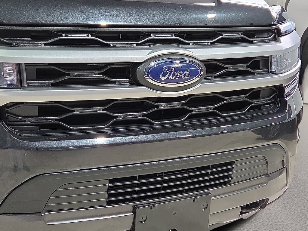 Used 2022 Ford Expedition XLT AWD/4WD image 6