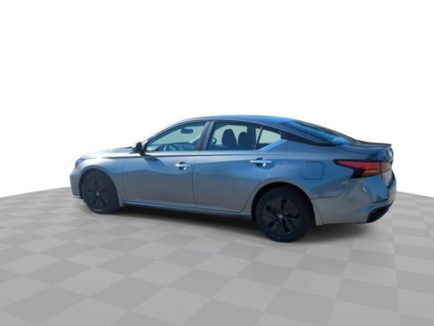 Used 2023 Nissan Altima 2.5 S image 6