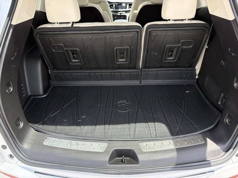 Used 2023 Buick Enclave Avenir FWD image 17