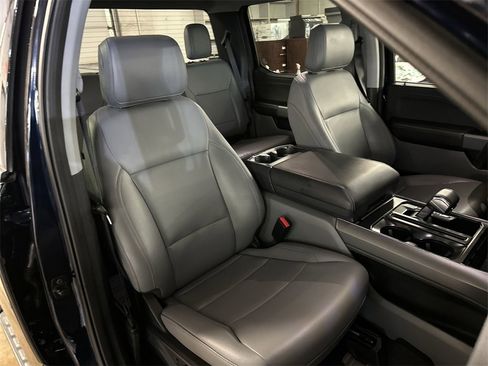 Used 2025 Ford F150 Lightning Flash image 25