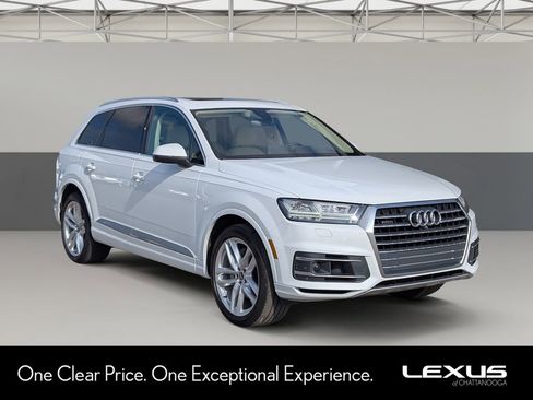 Used 2018 Audi Q7 3.0T Prestige w/ Prestige Package image 1