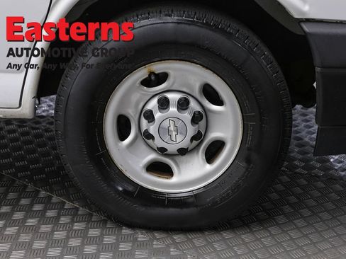 Used 2019 Chevrolet Express 2500 Extended w/ Safety Package RWD image 33