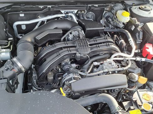 Certified 2025 Subaru Outback Onyx Edition image 32