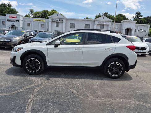 Used 2021 Subaru Crosstrek 2.0i Premium w/ Popular Package #2 AWD/4WD image 3