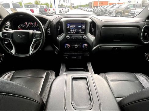 Used 2020 Chevrolet Silverado 1500 LT Trail Boss AWD/4WD image 15