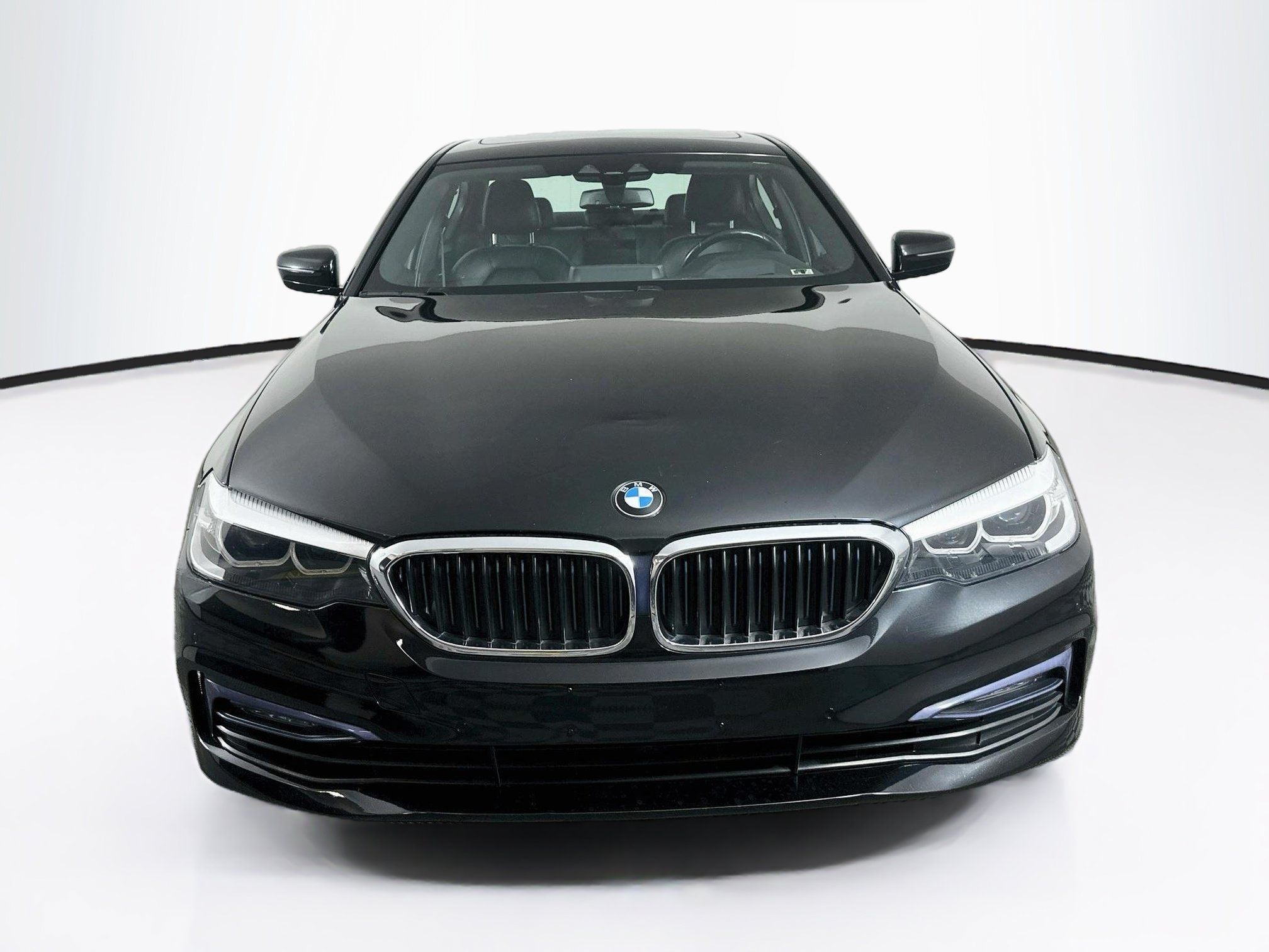 Used 2018 BMW 530e RWD image 2