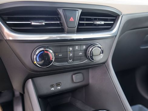 Used 2024 Buick Encore GX Preferred FWD image 20
