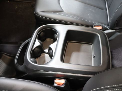 New 2026 Chrysler Pacifica Select image 23