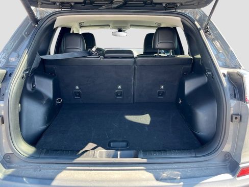 Used 2022 Jeep Cherokee Trailhawk w/ Comfort/Convenience Group image 25