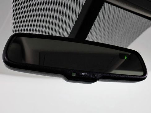 Used 2015 Toyota Venza XLE w/ XLE Premium Package image 38