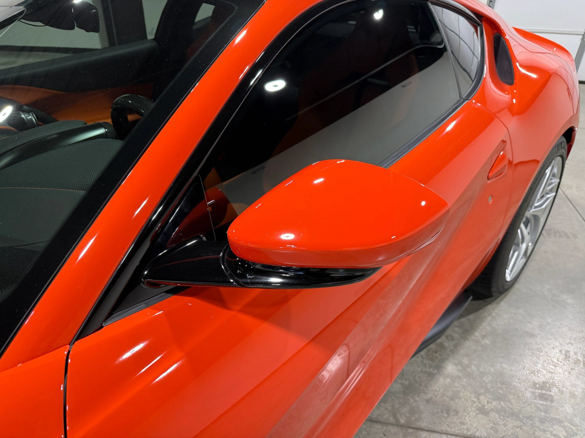 Used 2020 Ferrari 812 Superfast RWD image 20