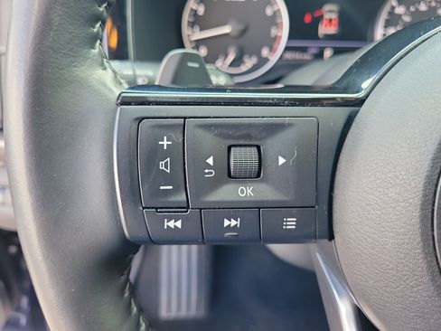 Certified 2024 Nissan Pathfinder SL w/ SL Premium Package AWD/4WD image 18
