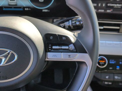 Used 2023 Hyundai Elantra Limited w/ Cargo Package image 20