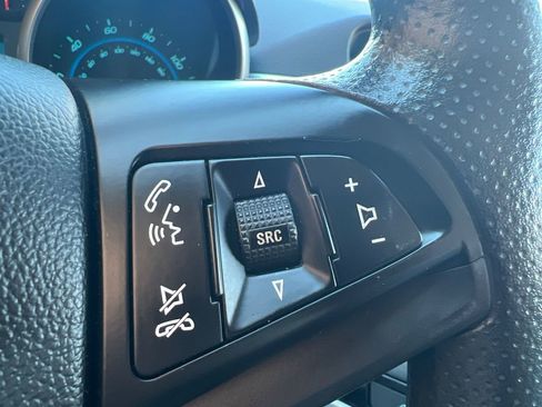 Used 2015 Chevrolet Cruze LT image 14