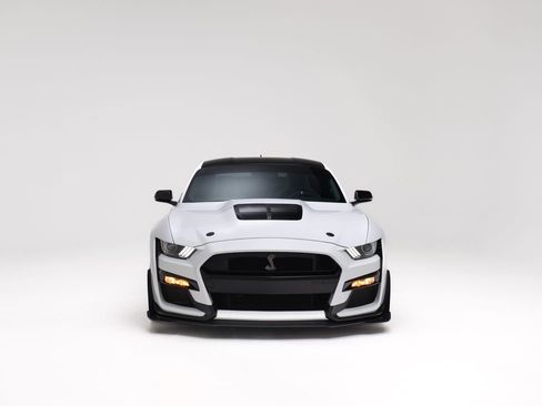 Used 2022 Ford Mustang Shelby GT500 w/ Technology Package RWD image 8