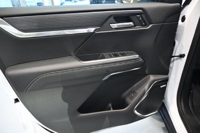 New 2027 GMC Acadia Elevation w/ Black Edition FWD image 28