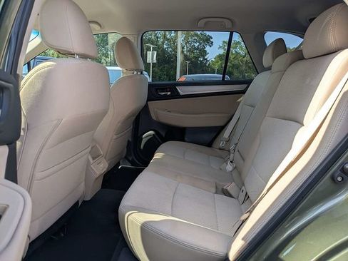Used 2018 Subaru Outback 2.5i Premium AWD/4WD image 15