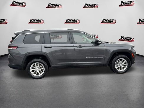 Used 2023 Jeep Grand Cherokee L Laredo image 4