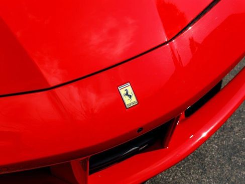 Used 2019 Ferrari 488 Spider image 42