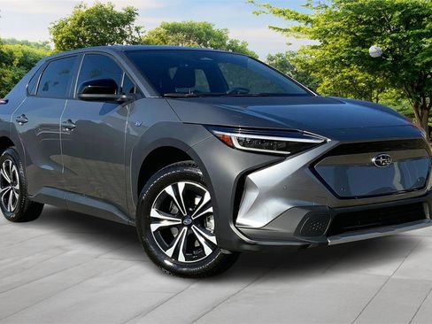 Used 2023 Subaru Solterra AWD image 3