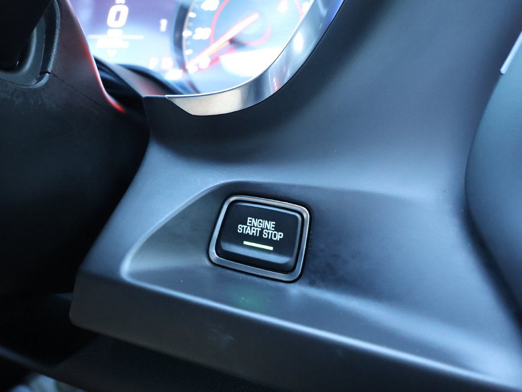 Used 2021 Chevrolet Camaro SS RWD image 19