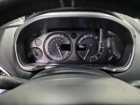 Used 2017 Aston Martin Vanquish Volante RWD image 6