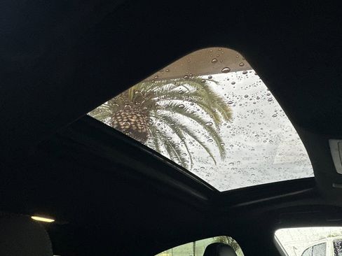 Used 2025 Lexus IS 500 image 17