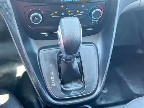 Used 2023 Ford Transit Connect XL image 16