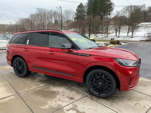 New 2026 Lincoln Aviator Reserve image 7