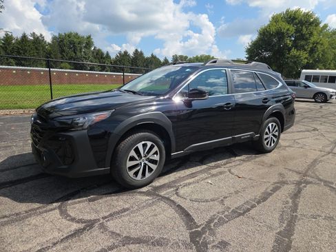 Used 2024 Subaru Outback Premium w/ Popular Package #1A AWD/4WD image 15
