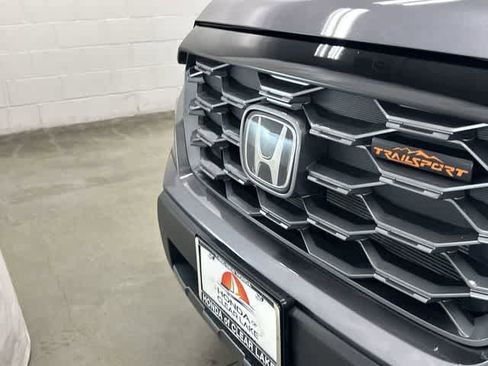 Certified 2025 Honda Ridgeline TrailSport image 31