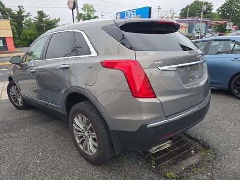 Used 2018 Cadillac XT5 Luxury w/ Driver Awareness Package FWD image 4