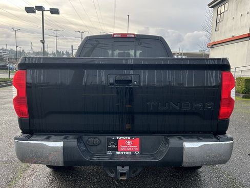Certified 2016 Toyota Tundra SR5 image 8