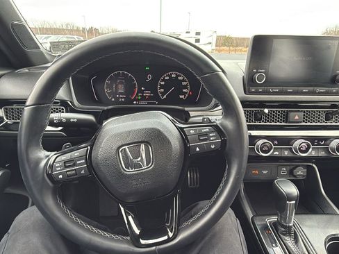 Used 2023 Honda Civic Sport image 28