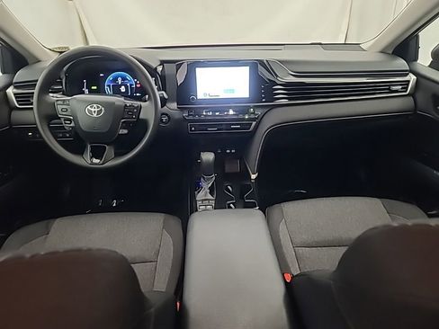 Used 2026 Toyota Camry LE FWD image 22