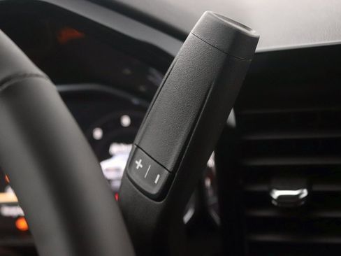 New 2025 GMC Sierra 1500 SLE image 22