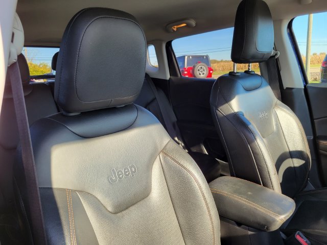 Used 2019 Jeep Compass Limited AWD/4WD image 31