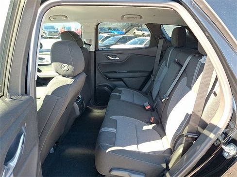 New 2026 Chevrolet Blazer LT image 5