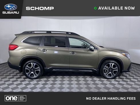Used 2023 Subaru Ascent Touring image 1
