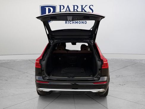 Used 2023 Volvo XC60 B5 Plus FWD image 19