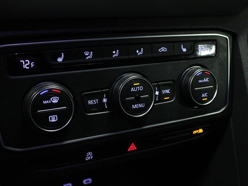 Used 2021 Volkswagen Atlas SE image 26