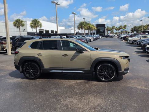Used 2024 MAZDA CX-50 Meridian Edition w/ Apex Package AWD/4WD image 3