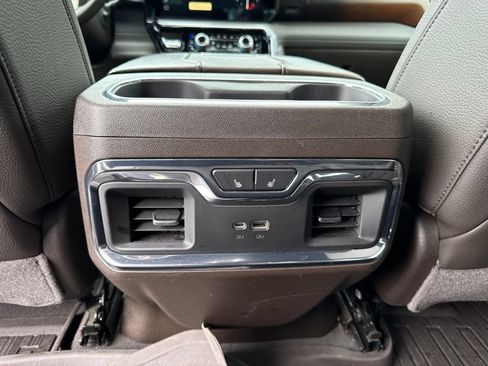 Used 2024 GMC Sierra 2500 Denali w/ Denali Reserve Package AWD/4WD image 21