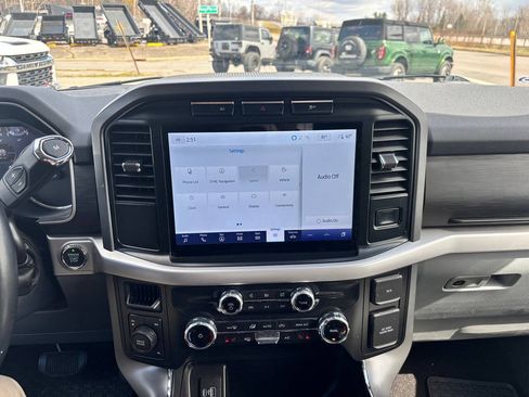 Used 2022 Ford F150 XLT w/ Equipment Group 302A High AWD/4WD image 9