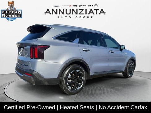 Certified 2024 Kia Sorento S image 5